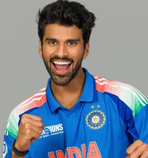 Washington Sundar (17y 199d)